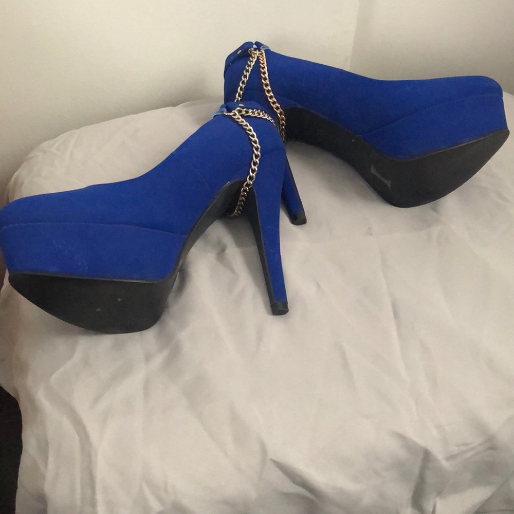 High heels - Picture 4 of 4